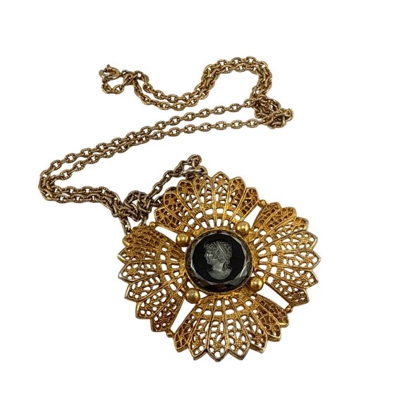Vintage Gold Filigree Cameo Pendant Necklace Black Glass Intaglio Victorian Revi - Picture 3 of 14